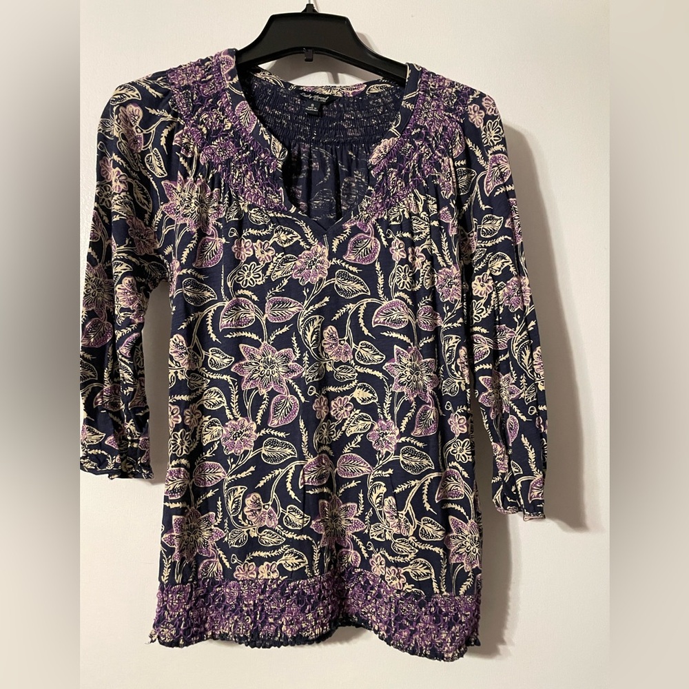 Lucky Brand ☘️ Split Neck Top